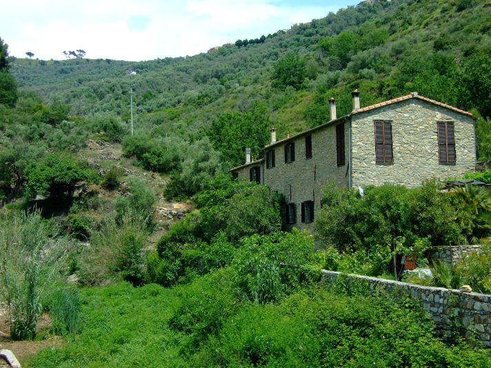 Example content image: left-align